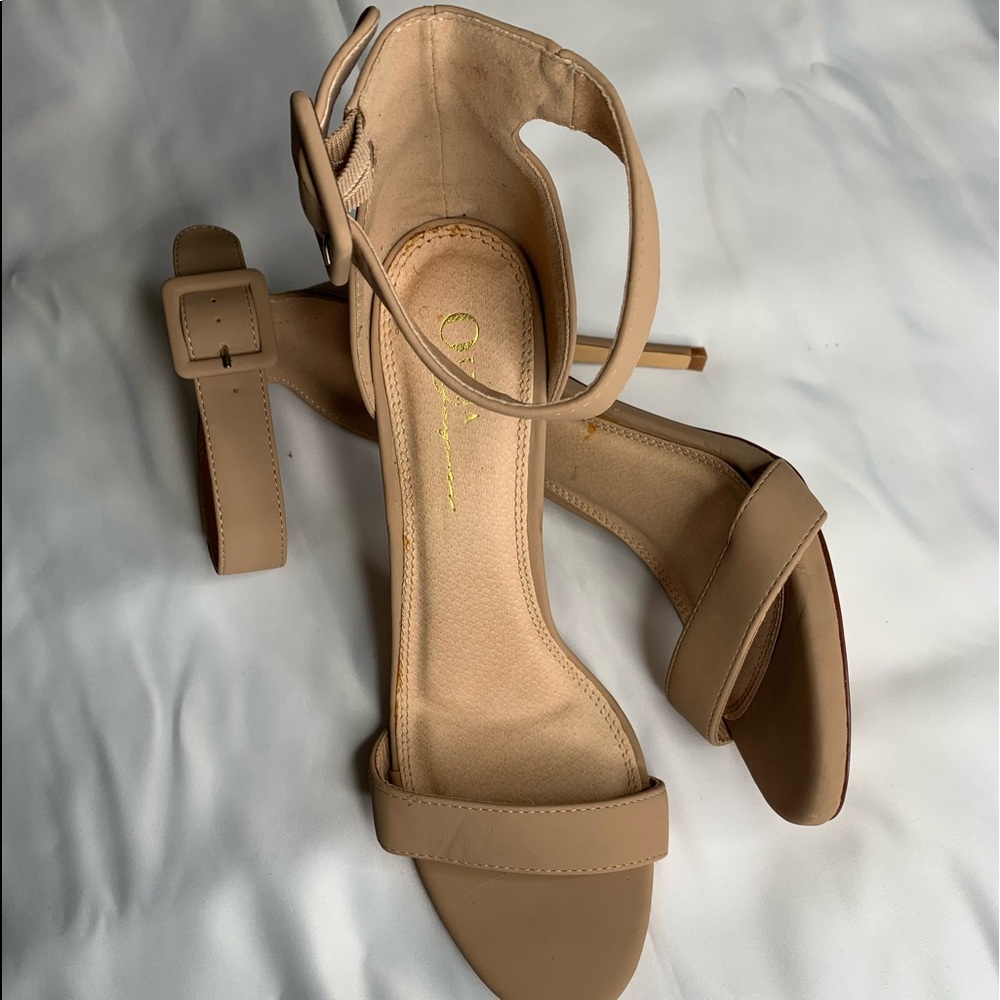 Tan Heels
